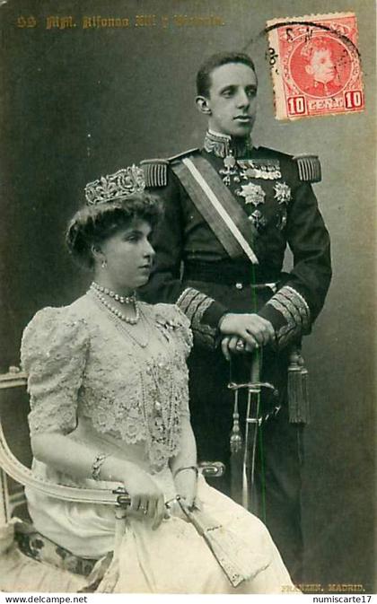 cpa Familia Real - SS MM. Alfonso XIII y Victoria