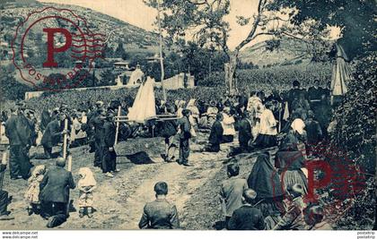 ASTURIAS. OVIEDO. UNA PROCESION EN LA ALDEA.