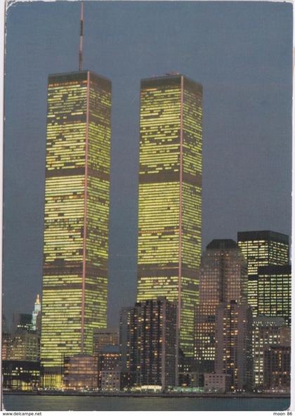 NEW YORK - TWIN TOWERS OF THE WORLD TRADE CENTER AT NIGHT