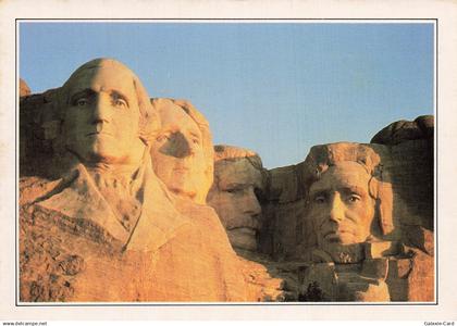 ETATS UNIS MOUNT RUSHMORE LES TETES DE QUATRE PRESIDENTS