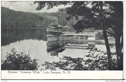 Amérique USA NH New Hampshire steamer Arménia white lake Sunapee / arbres  pont  bateau à vapeur  roue