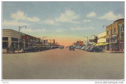 Hobbs NM New Mexico, Broadway Street, on c1940s/50s Vintage Curteich Linen Postcard