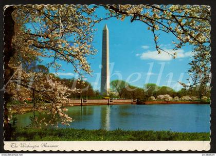 Postcard / CPA / 2 scans / Washington Monument / 1975 / Statue of Liberty stamp