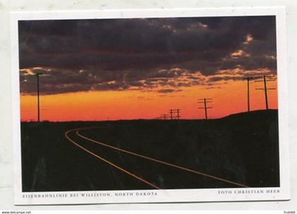 AK 057500 USA - North Dakota - Eisenbahnlinie bei Williston