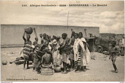 Soudan - Bandiagara - Le Marche