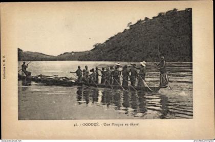 CPA Gabun, Fluss Ogooué, une pirogue au départ