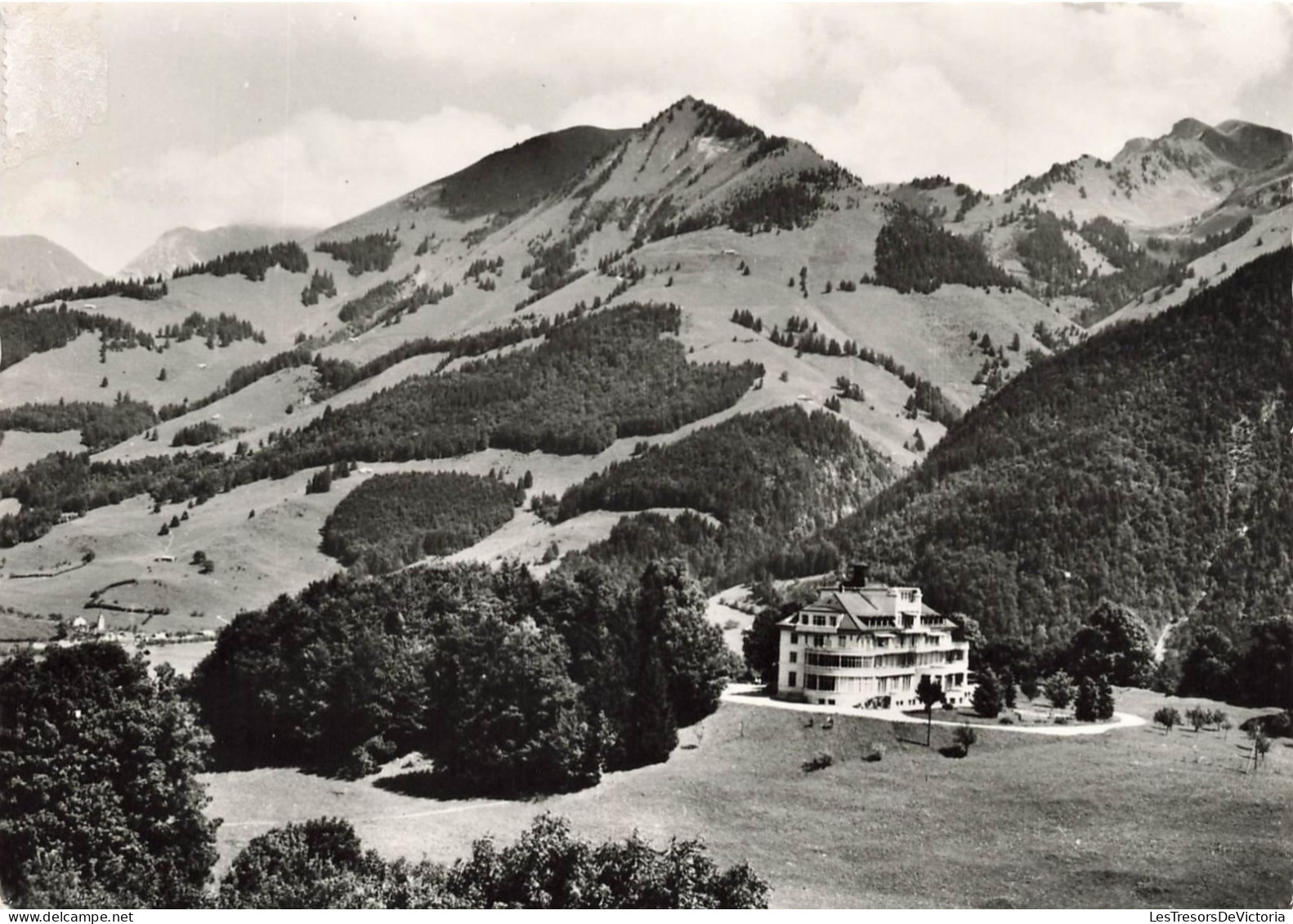 SUISSE - Albeuve - Aux Sciernes - Le Rosaire et chaîne des Vanils - Carte postale