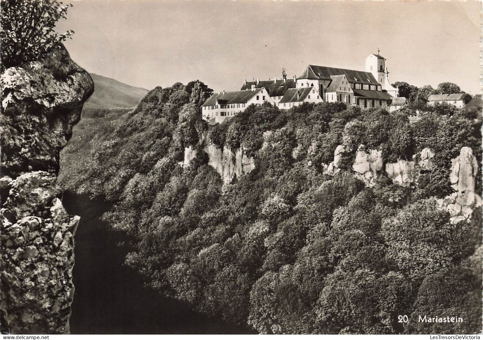 SUISSE - Metzerlen Mariastein - Mariastein - Falaises - Village - Carte Postale Ancienne