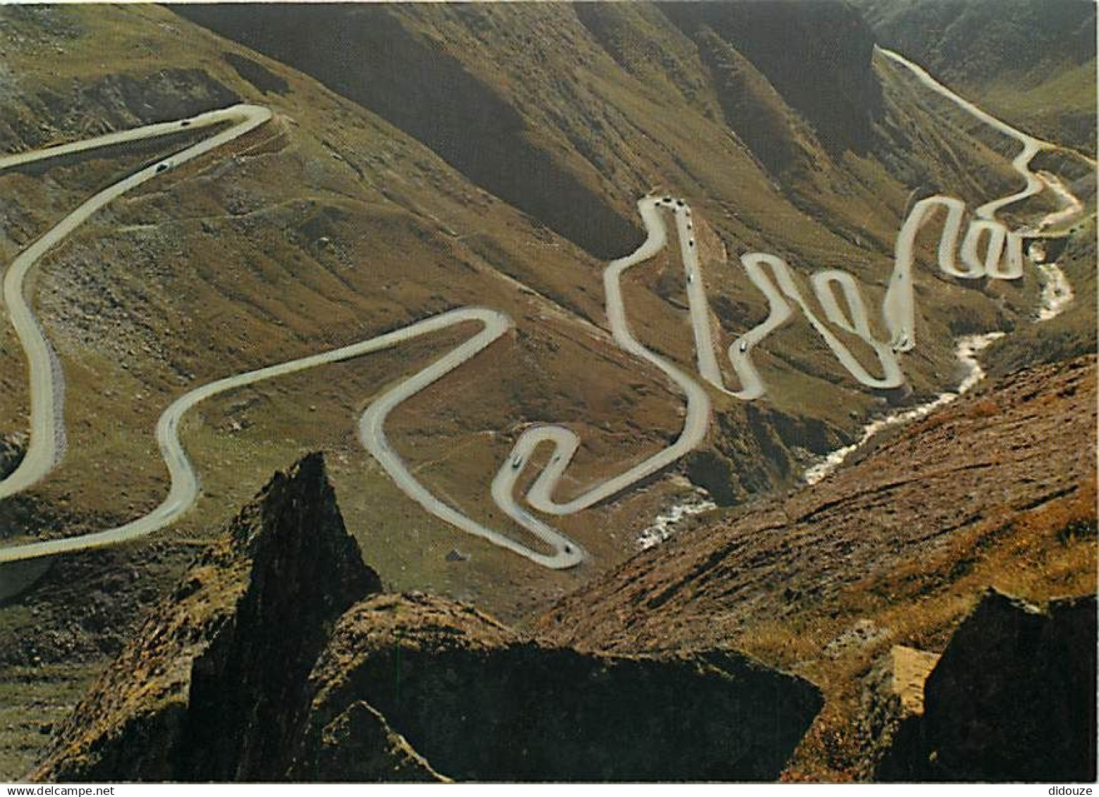 Suisse - TI Tessin - St. Gotthardpass, die alte Strasse in der Tremola - Passo del S. Gottardo, Val Tremola - Route de m