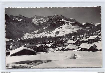 Adelboden (BE) Adelboden mit Wildstrubel 3252 m.