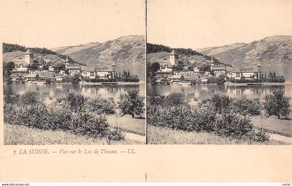 LA SUISSE - Vue sur le Lac de Thoune.