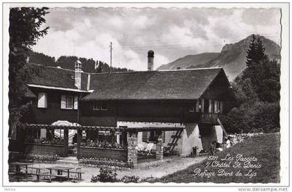 LES PACCOTS-CHATEL SAINT DENIS    -      Refuge Dent de Lys.