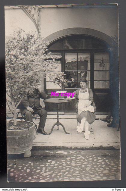 REF 375 : CPA carte photo Terrasse d'un restaurant à Carouge Suisse Maison Delgrosso ?