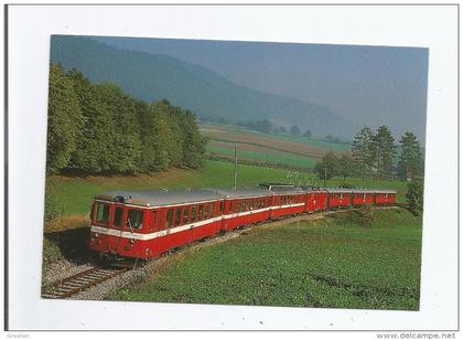 CH DE FER DU JURA  29 09 1985 UNE LONGUE COMPOSITION QUITTE GLOVELIER EN DIRECTION DE SAIGNELEGIER POUR RENCONTRE ECOLOS