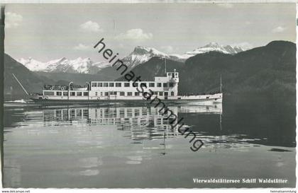 Vierwaldstättersee - Fahrgastschiff Waldstätter - Foto-Ansichtskarte - Verlag Globetrotter GmbH Luzern