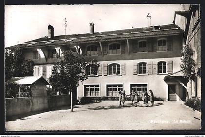 AK Burtigny, La Maison, Tanzende Mädchen