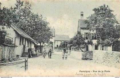 PAMPIGNY - rue de la Poste.