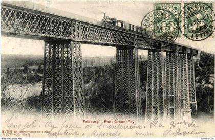 Fribourg - Pont Grand Fey mit Eisenbahn