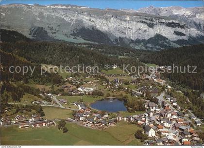 11880708 Laax mit Flimserstein Fliegeraufnahme