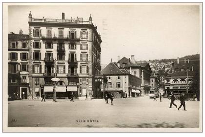 Suisse - Neuchâtel - Grand Hôtel du Lac - Tramway