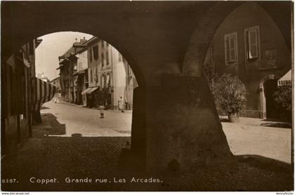 Coppet - Grande rue