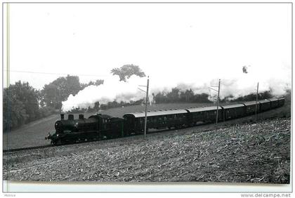 CHEMINS DE FER SUISSE  -Train entre Marthalen et Andelfingen (photo en 1972 format carte ancienne)