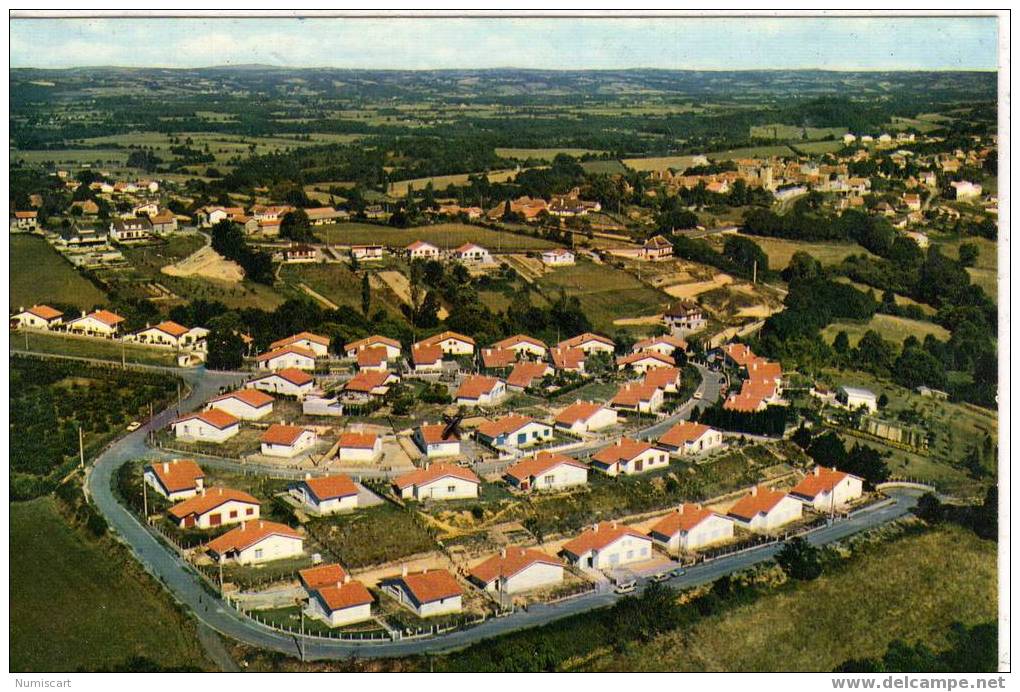 SUPERBE CPM...D ARTHEZ DE BEARN...EN VUE AERIENNE