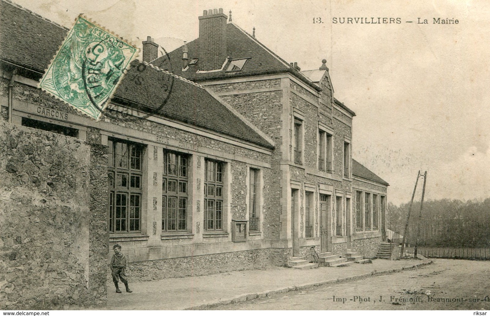 SURVILLIERS