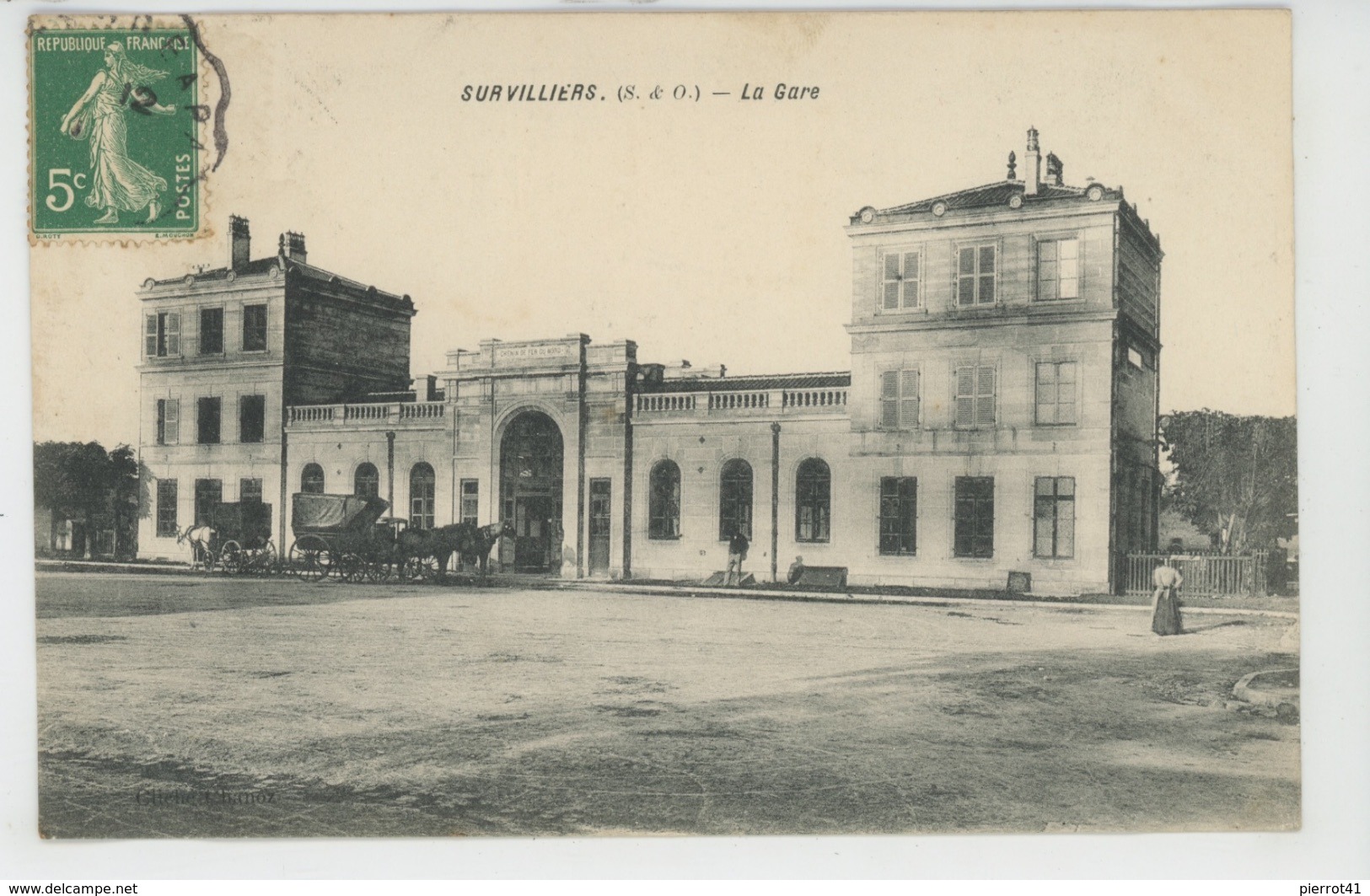 SURVILLIERS - La Gare