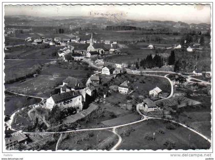 Carte Postale Suisse Attalens et le stade de football trés beau plan