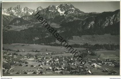 Chateau d'Oex - Foto-Ansichtskarte - Verlag G. Neidl Chateau d'Oex