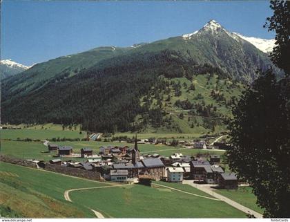 11435007 Ulrichen Ortsansicht mit Kirche Blasenhorn Ulrichen