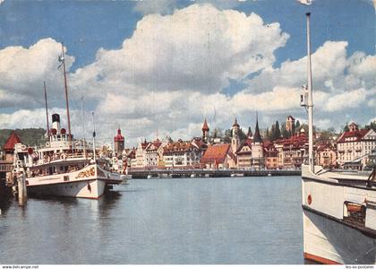 SUISSE LUCERNE LAC DES QUATRE CANTONS