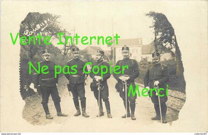 VD ☺♥♥ POSTE de DOUANE à CARROUGE < CARTE PHOTO des DOUANIERS en 1909 - DOUANIER UNIFORME SUISSE - SCHEIWZ