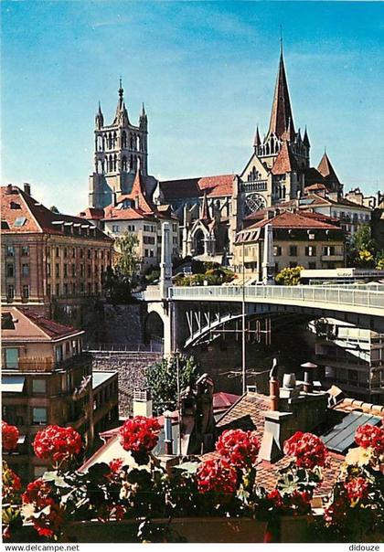 Suisse - VD Vaud - Lausanne - Pont Bessières et Cathédrale - Fleurs - CPM - Carte Neuve - Voir Scans Recto-Verso