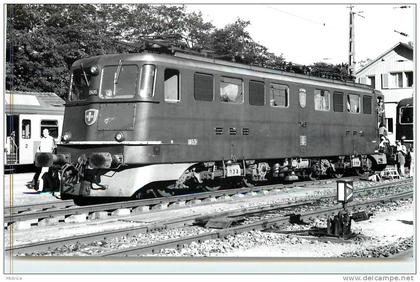 CHEMINS DE FER SUISSE  - Train Ae 6/6 11495 à Bülach (photo en 1976  format carte ancienne)