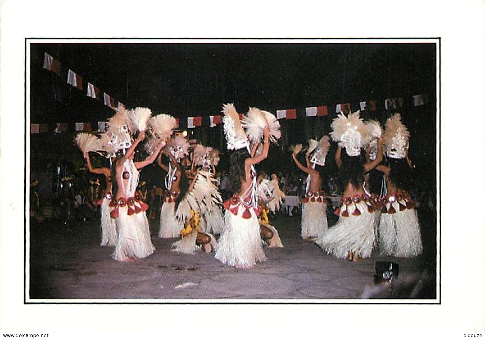 Tahiti - Femmes der Tahiti - Danse Folklorique - Folklore - CPM - Carte Neuve - Voir Scans Recto-Verso