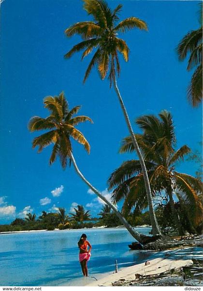 Tahiti - Fille sur la plage - Femmes der Tahiti - CPM - Carte Neuve - Voir Scans Recto-Verso