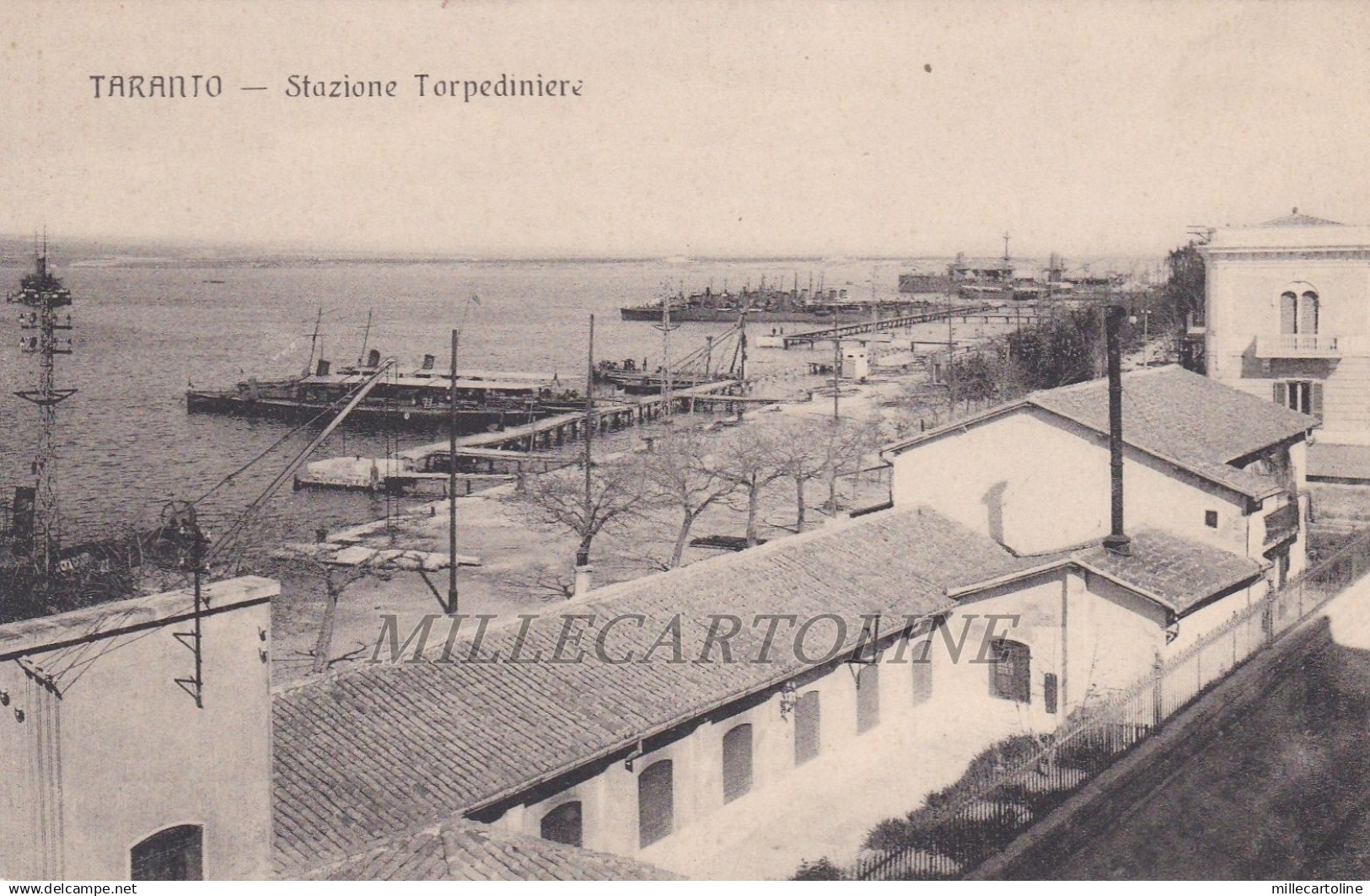 TARANTO: Stazione Torpediniere