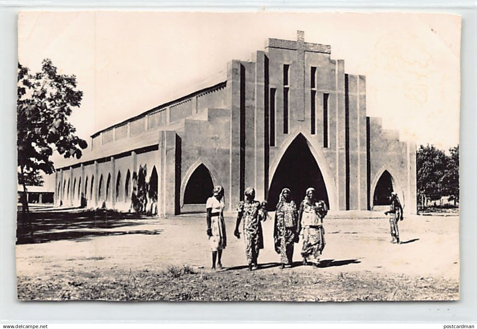 Tchad - MOUNDOU - L'église - Ed. Van Eyk-Rouleau