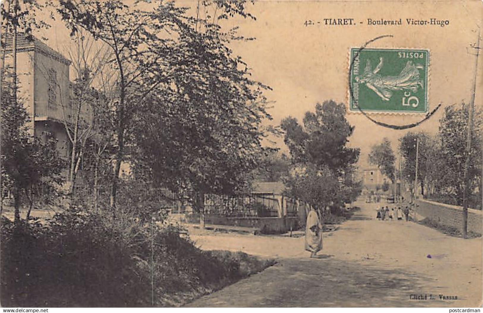 TIARET - Boulevard Victor Hugo - Ed. L. Vassas 42