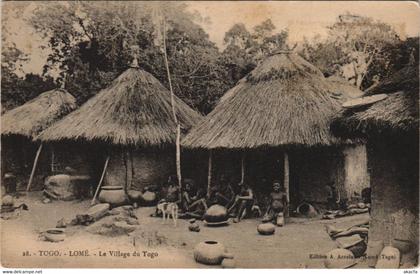 PC LOME VILLAGE TOGO (a28027)