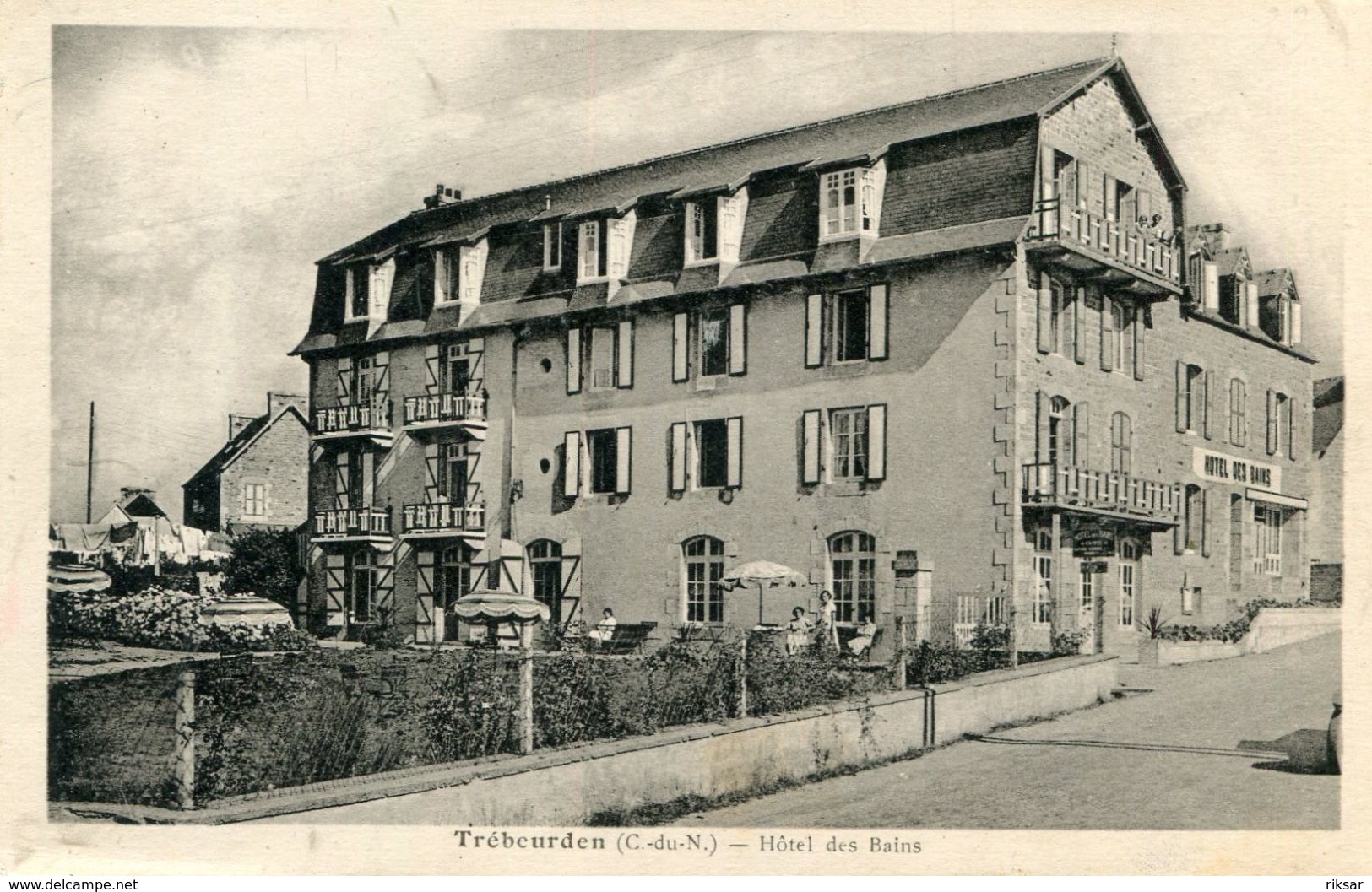 TREBEURDEN(HOTEL)