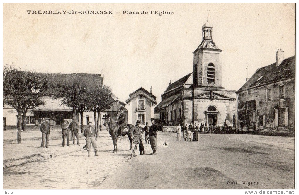 TREMBLAY-LES-GONESSE (TREMBLAY-EN-FRANCE) PLACE DE L'EGLISE ANIMEE