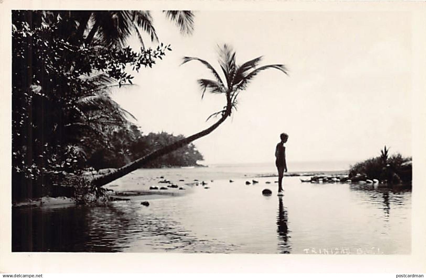 Trinidad - Sea shore scene - REAL PHOTO - Publ. unknown