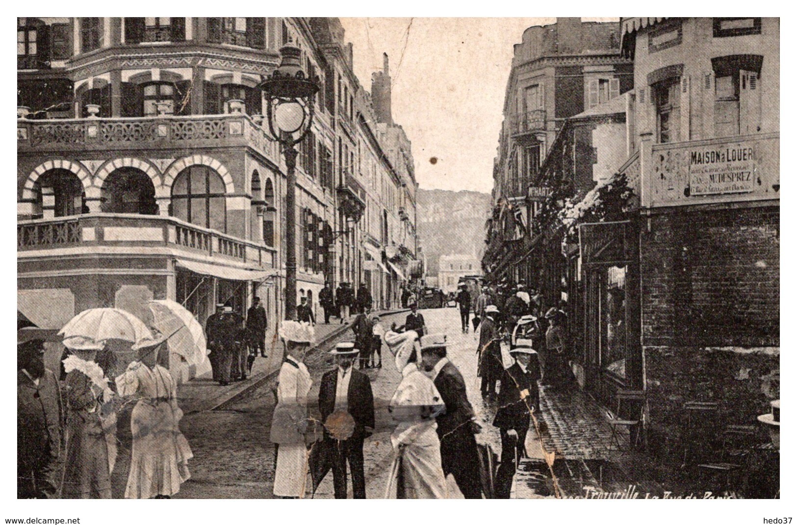 Trouville - Rue de Paris - Déchirure