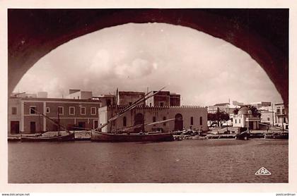 BIZERTE - Marché aux poissons