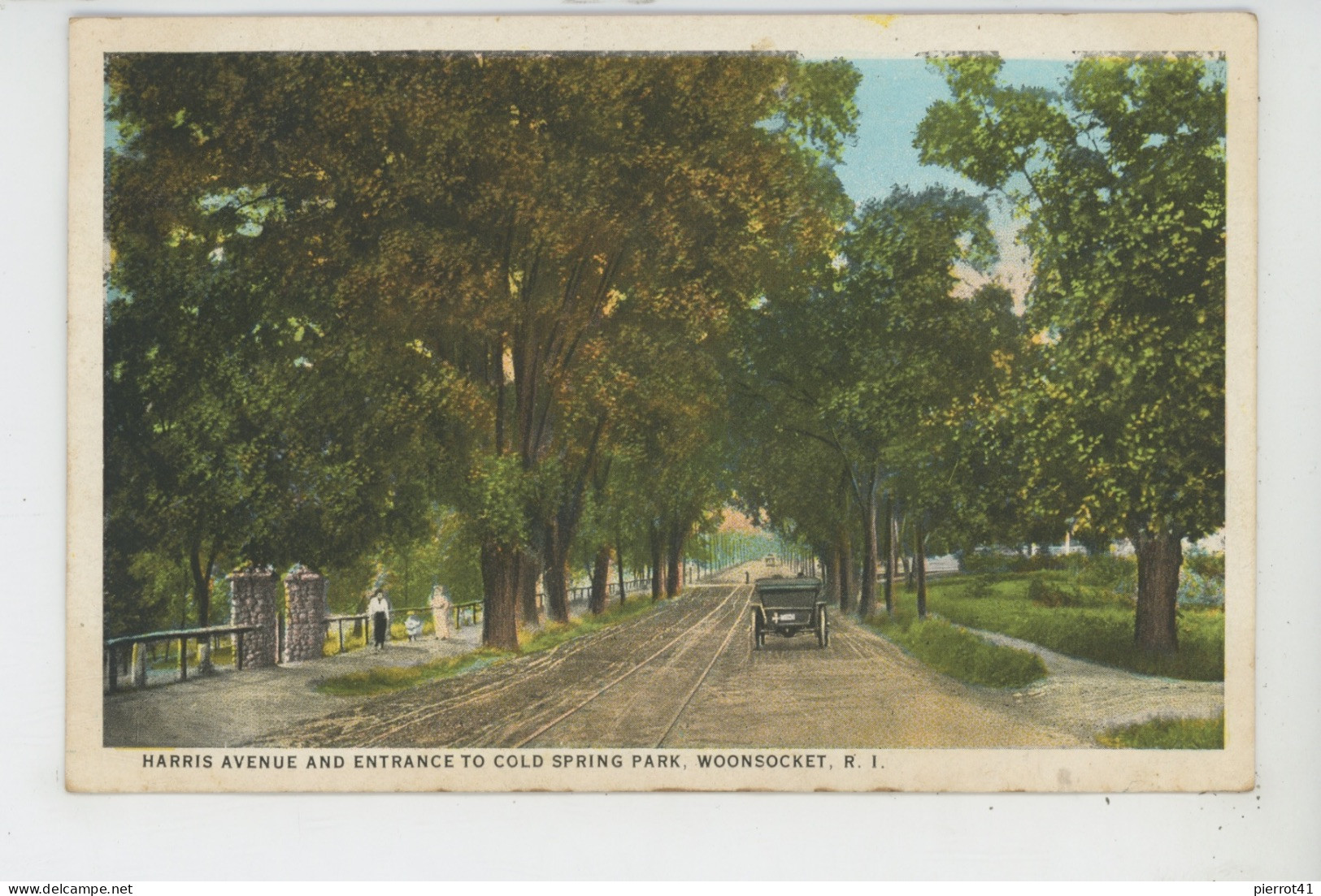 U.S.A. - RHODE ISLAND - WOONSOCKET - Harris Avenue and Entrance to Cold Spring Park