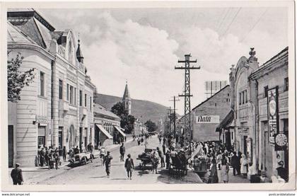 Sevlus - & hotel, old cars