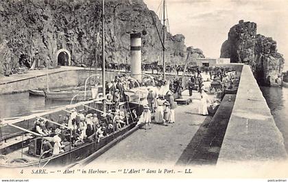 Sark - Albert steamer in harbour - Publ. Levy LL 4